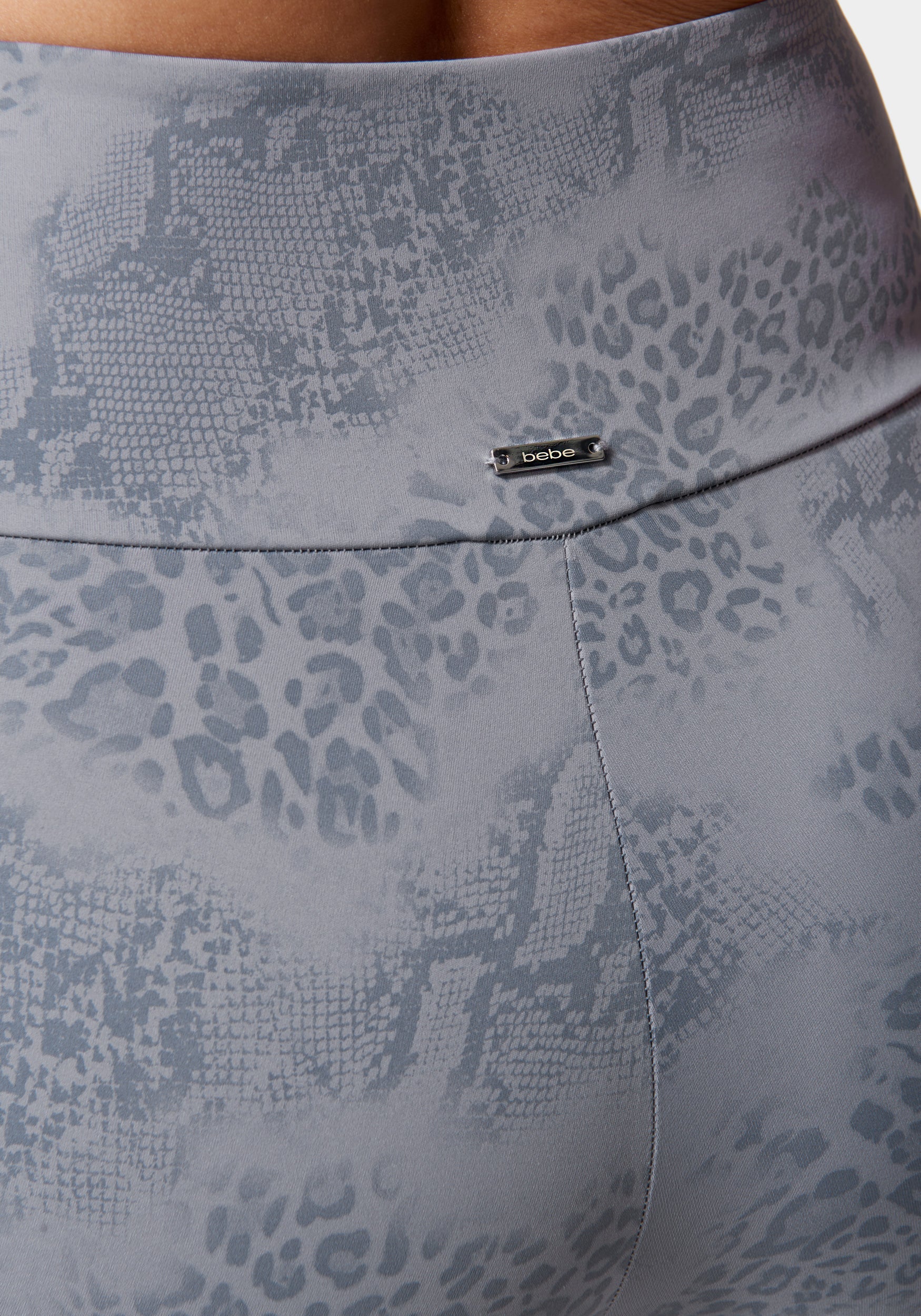 Bebe Logo Foiled Print Knit Biker Short - Image 4