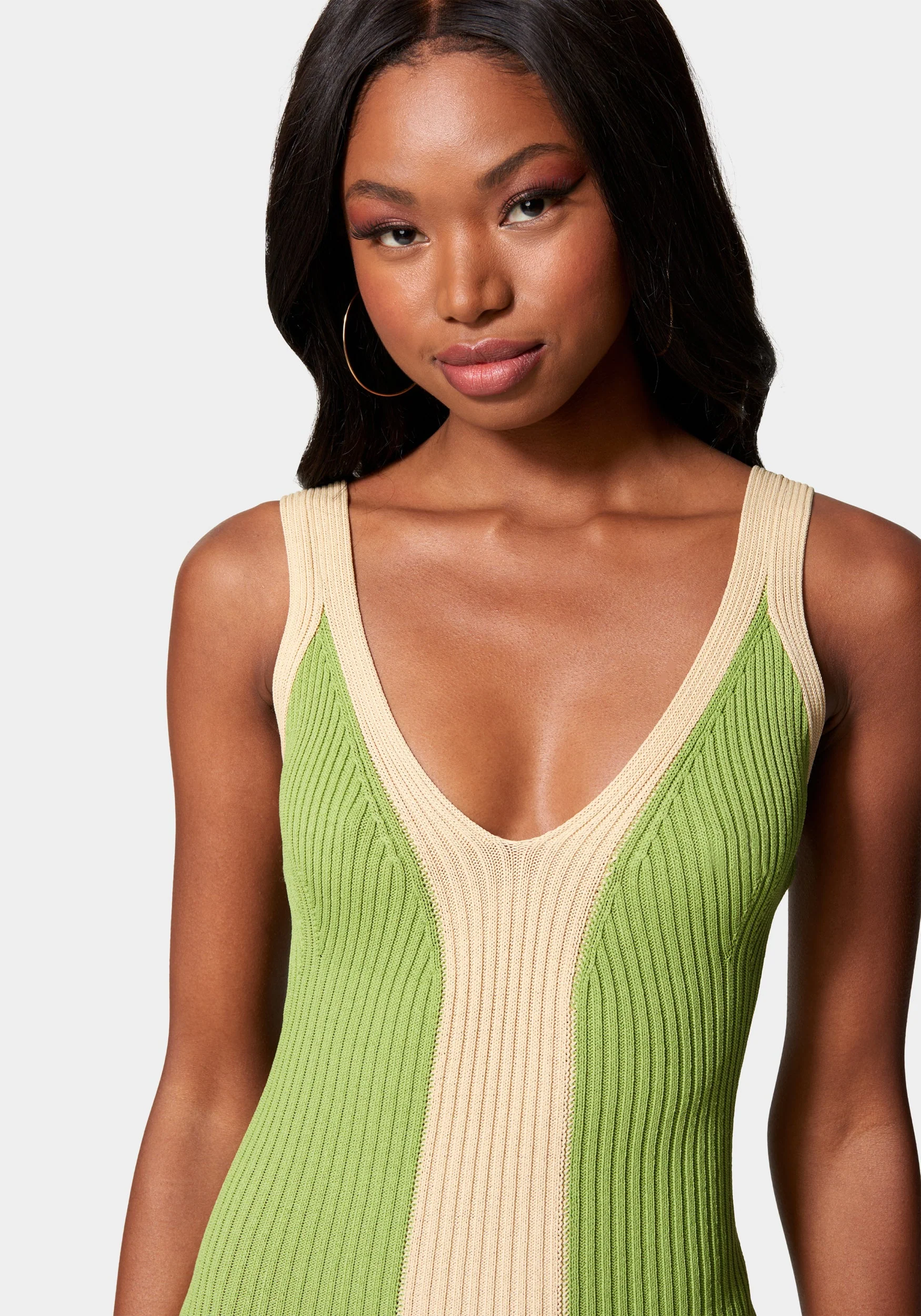 Color Block V-Neck Midi Dress - Image 4