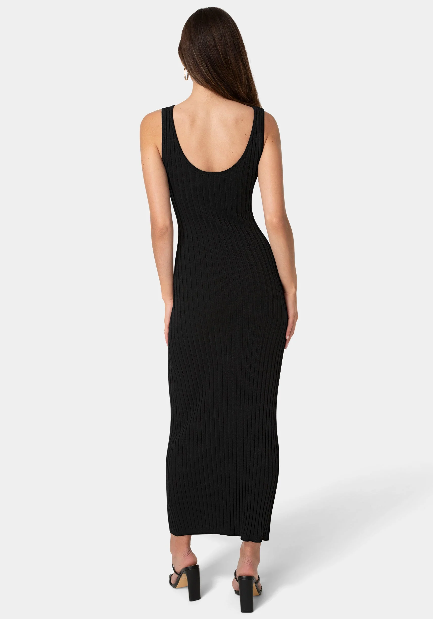 Crochet U-Neck Maxi Dress - Image 3