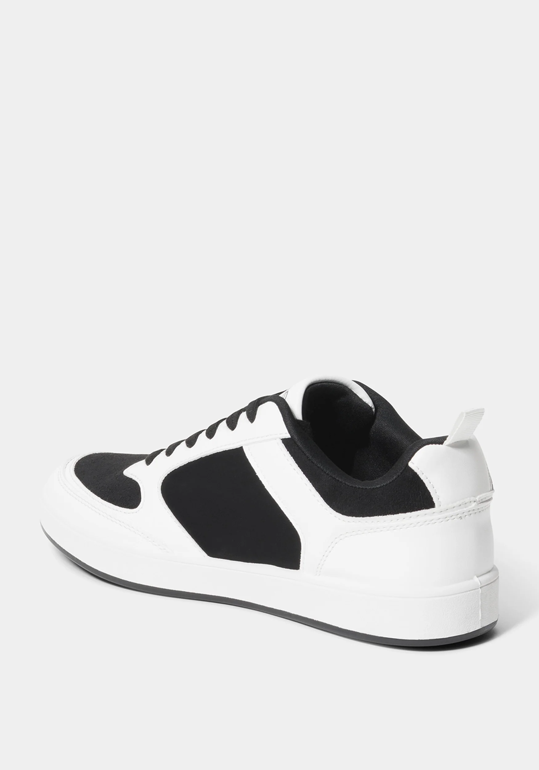 Emma Sneaker - Image 4