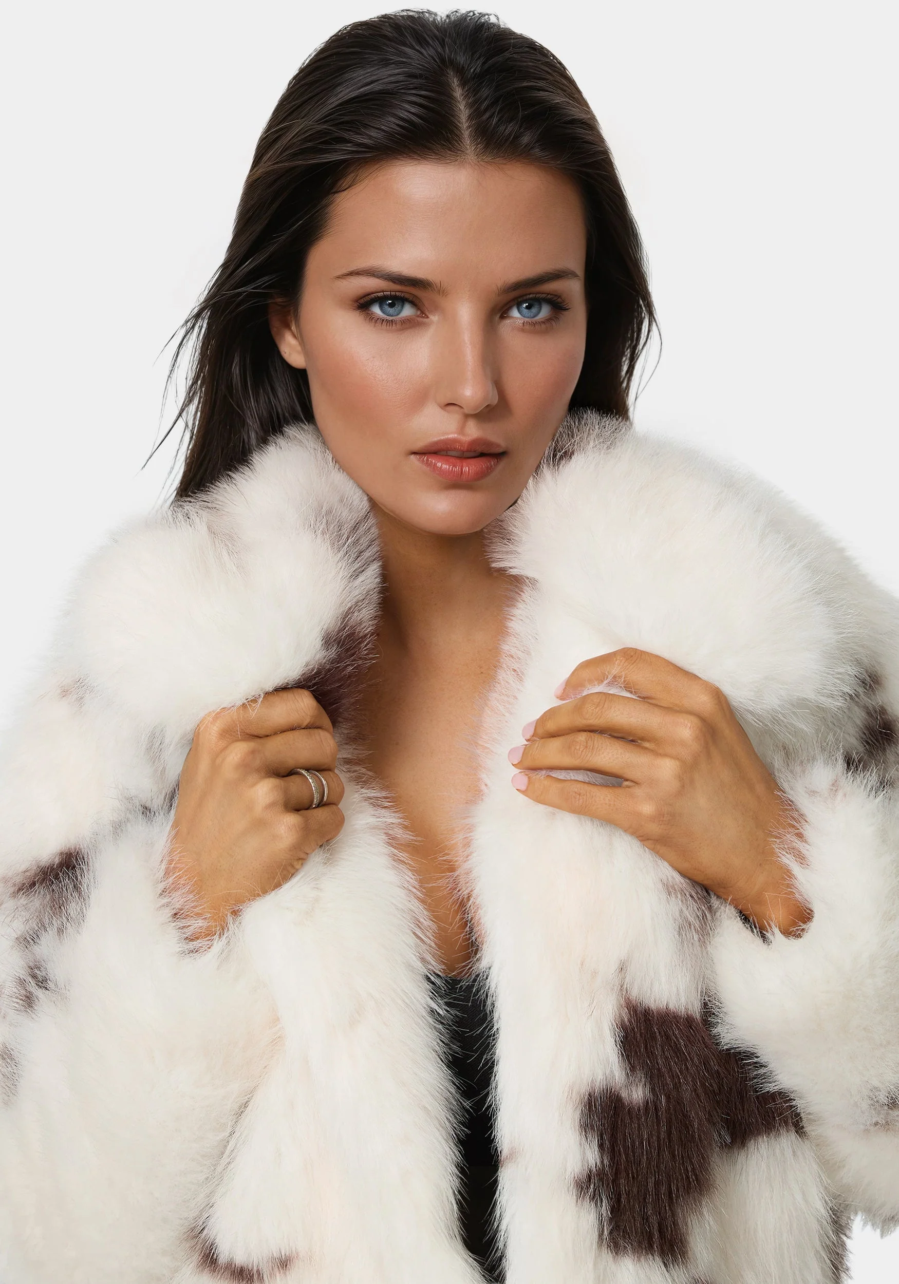 Faux Fur Animal Print Short Jacket - Image 3