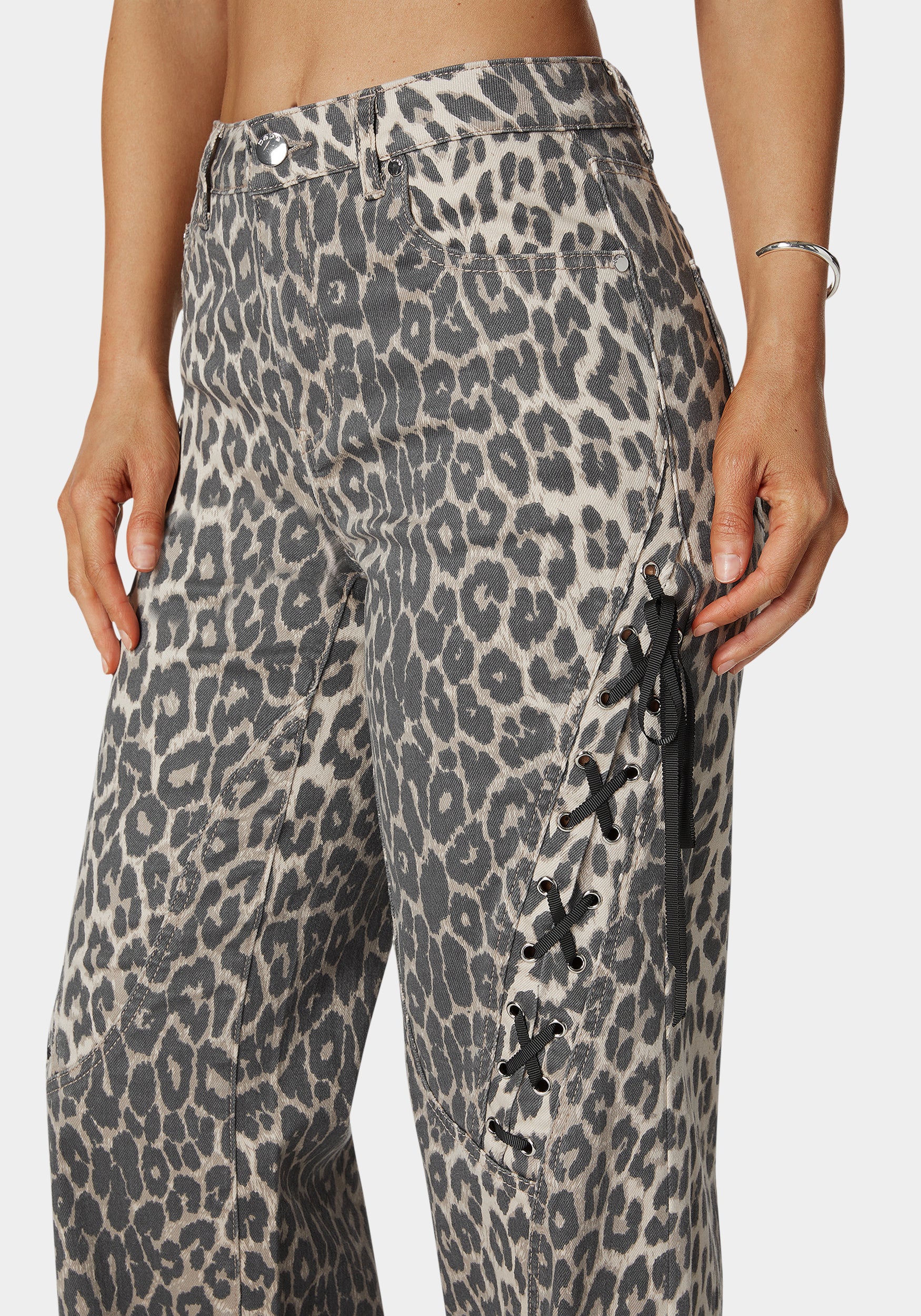High Waist Cheetah Print Wide Leg Jeans - Image 3