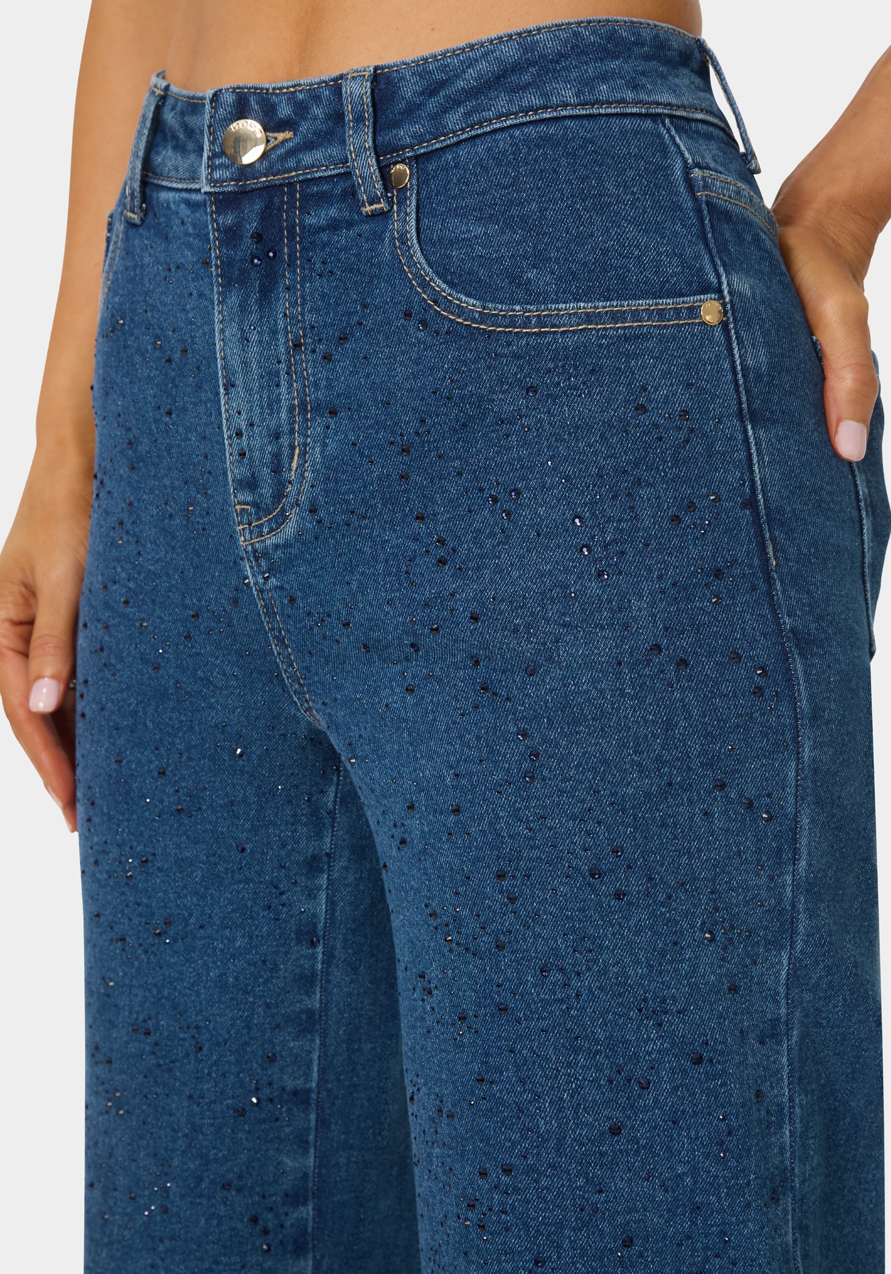 Natural Waist Rhinestone Wide Leg Jeans - Image 5