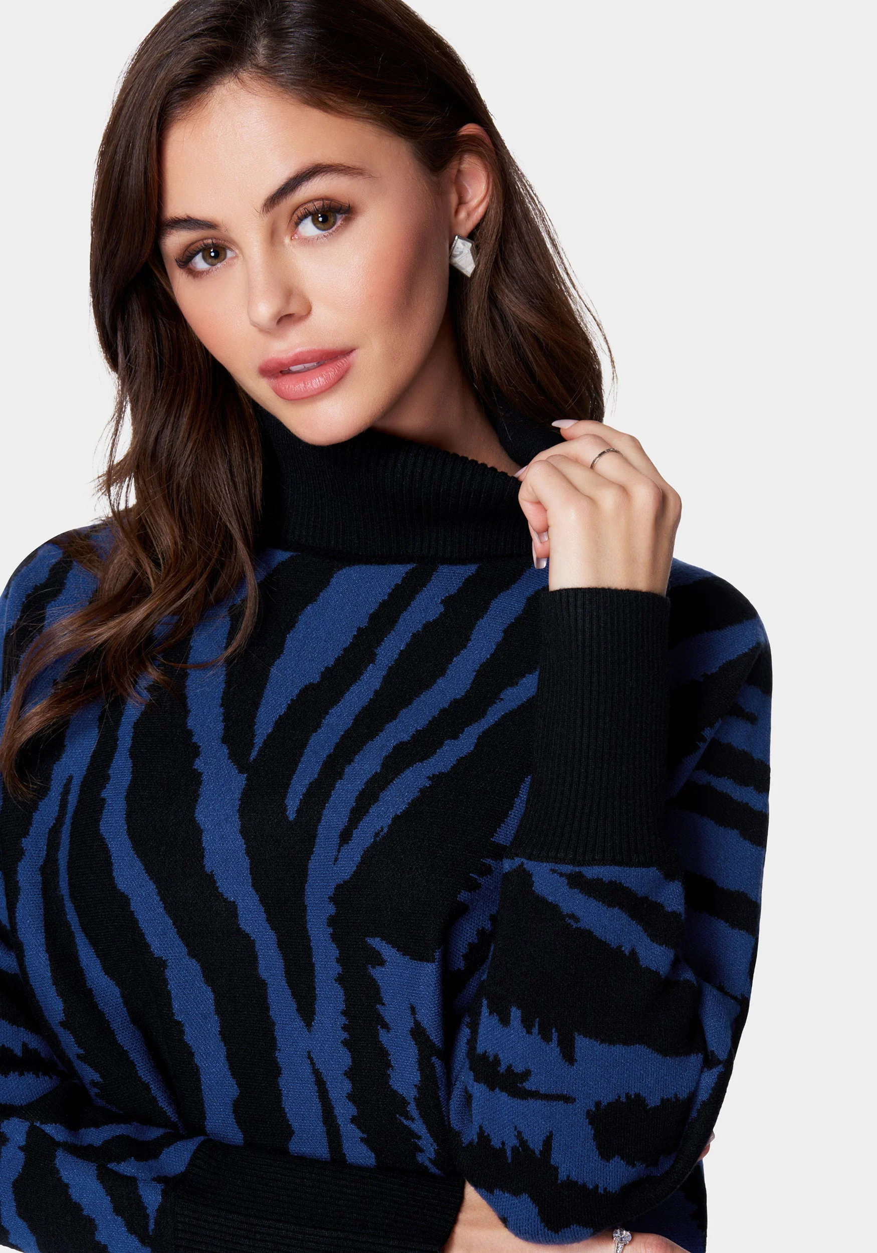 Oversized Jacquard Patterned Sweater - Image 4