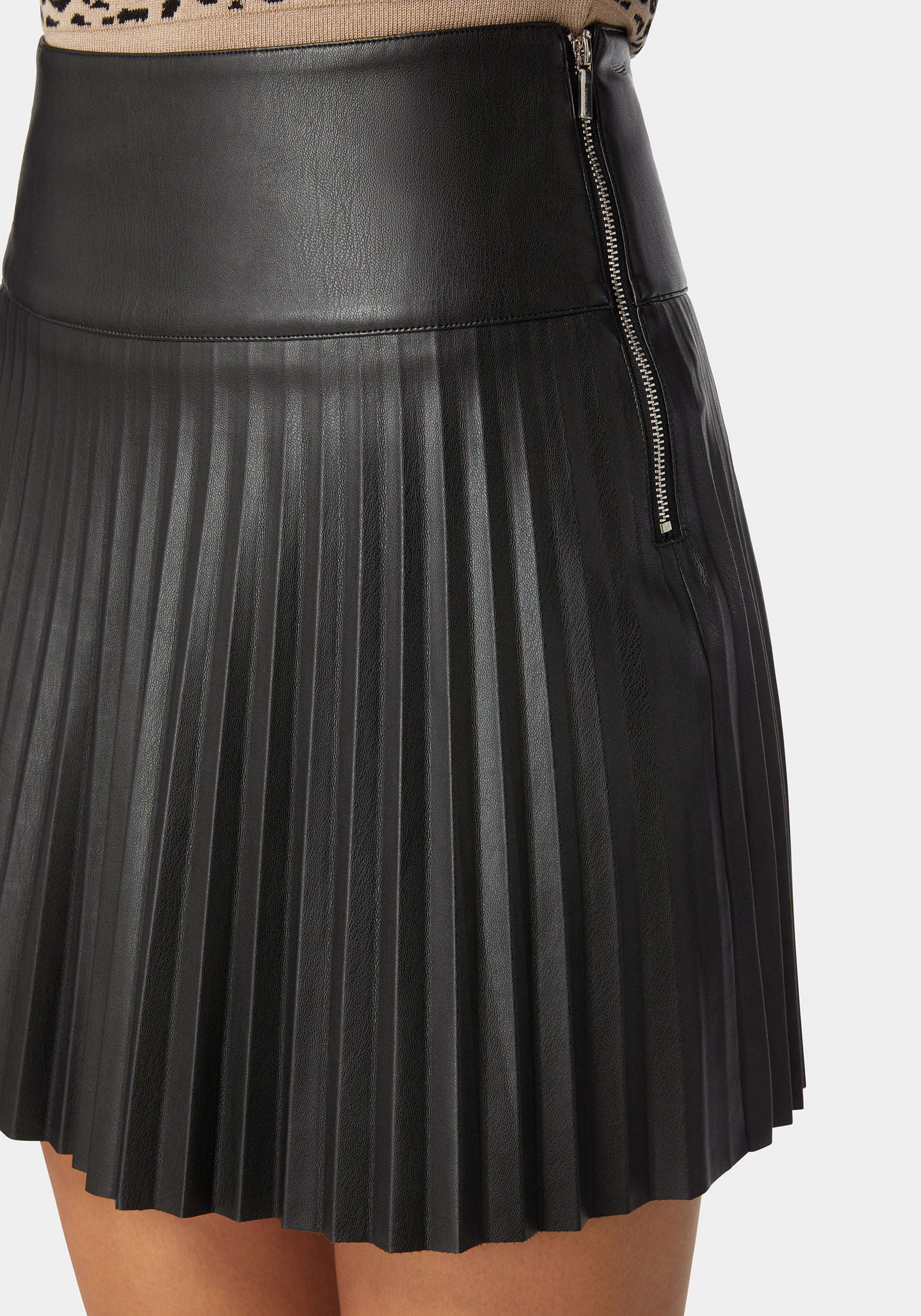 Pleated Vegan Leather Mini Skirt Exposed Side Zipper - Image 4