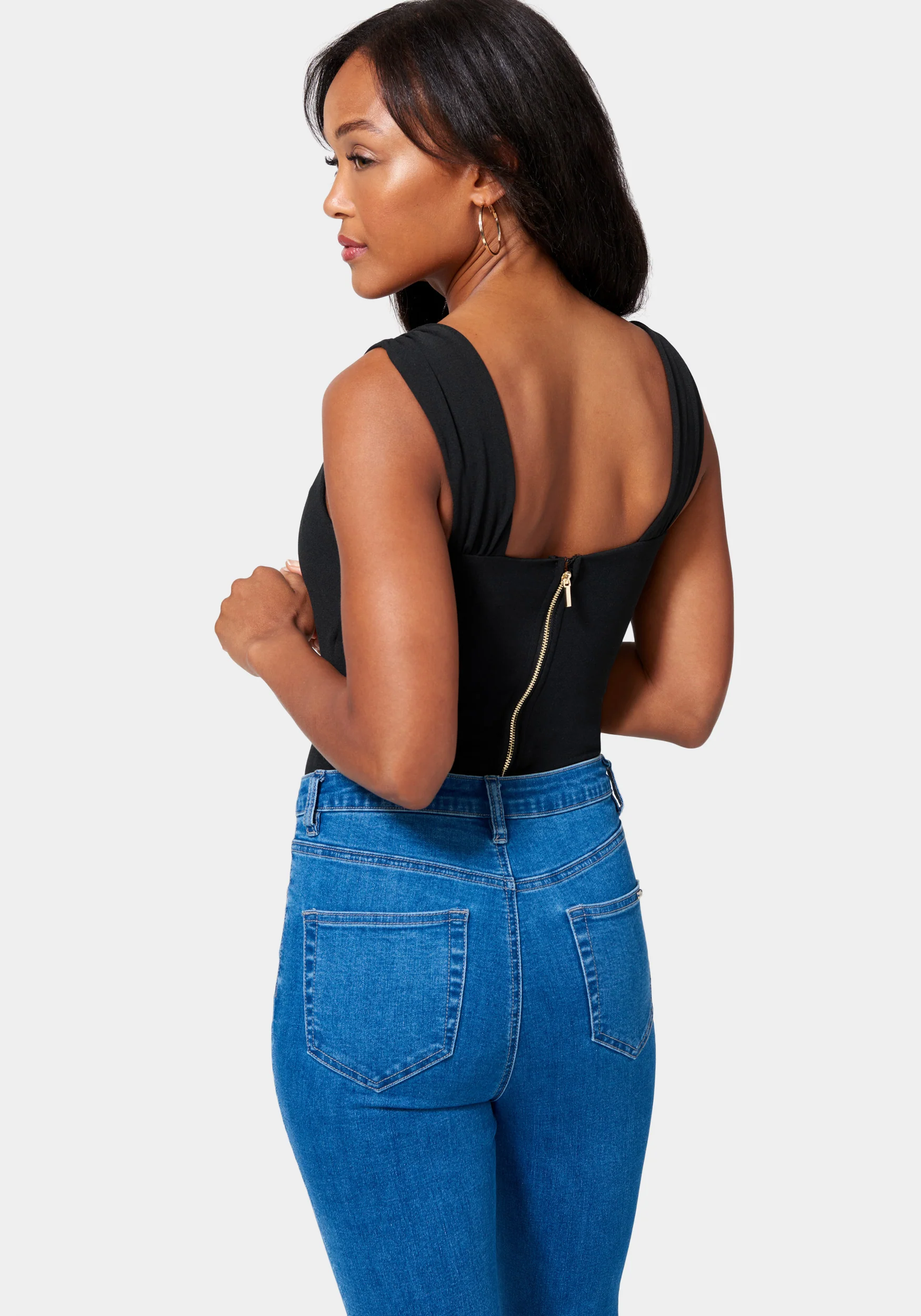Ruched Sleeve Cutout Detail Top - Image 3