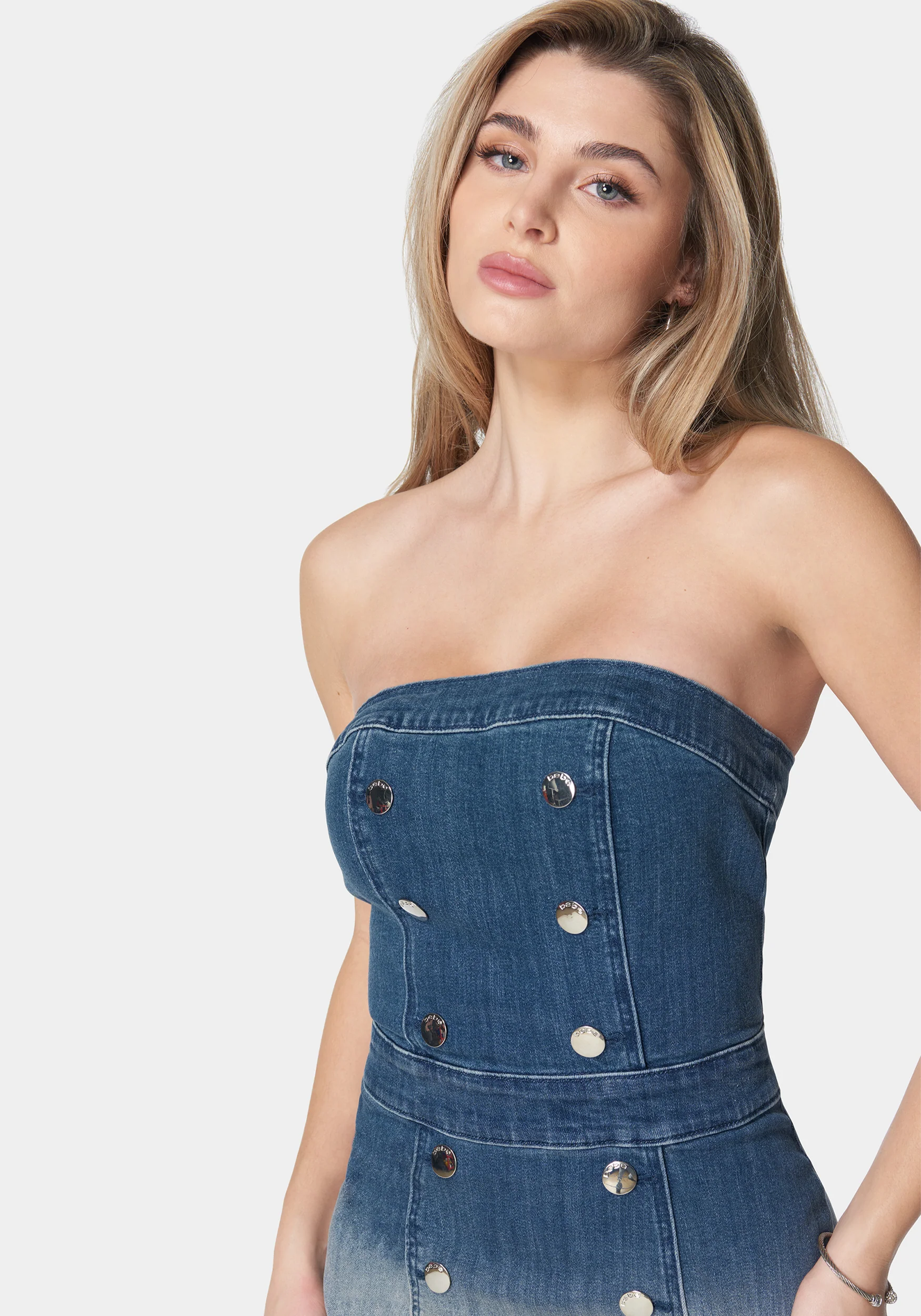 Strapless Ombre Fitted Denim Dress - Image 4