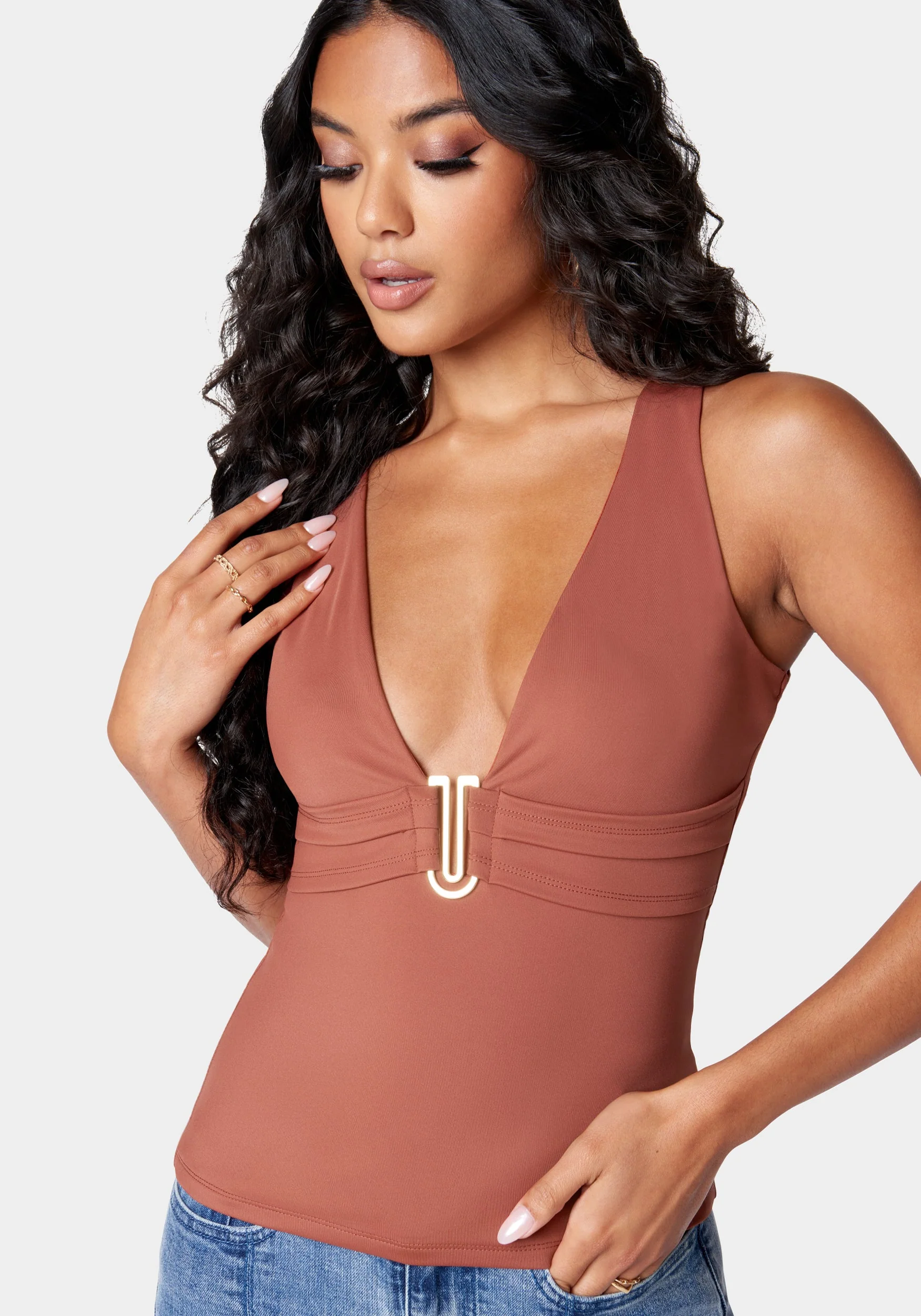 U Ring Sleeveless Plunging Knit Top - Image 4