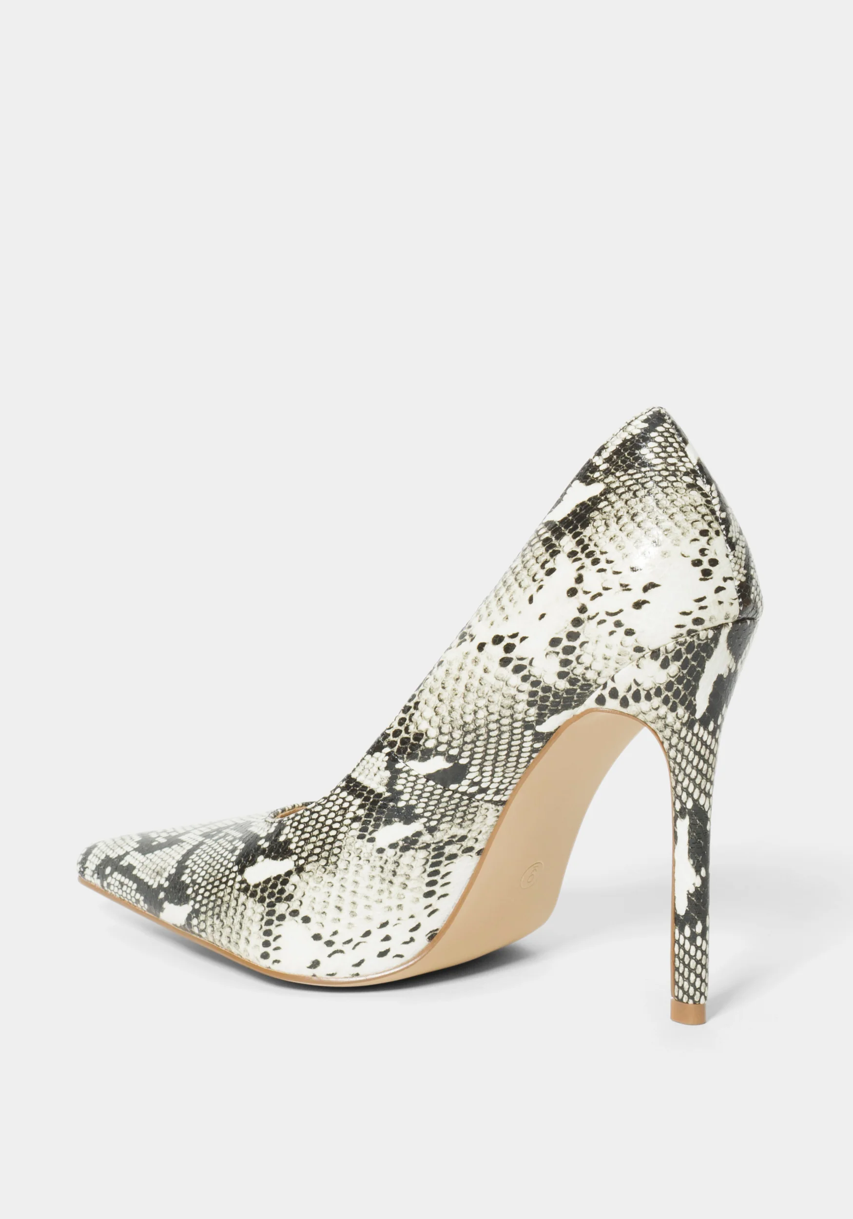 Vivian Heel - Image 4