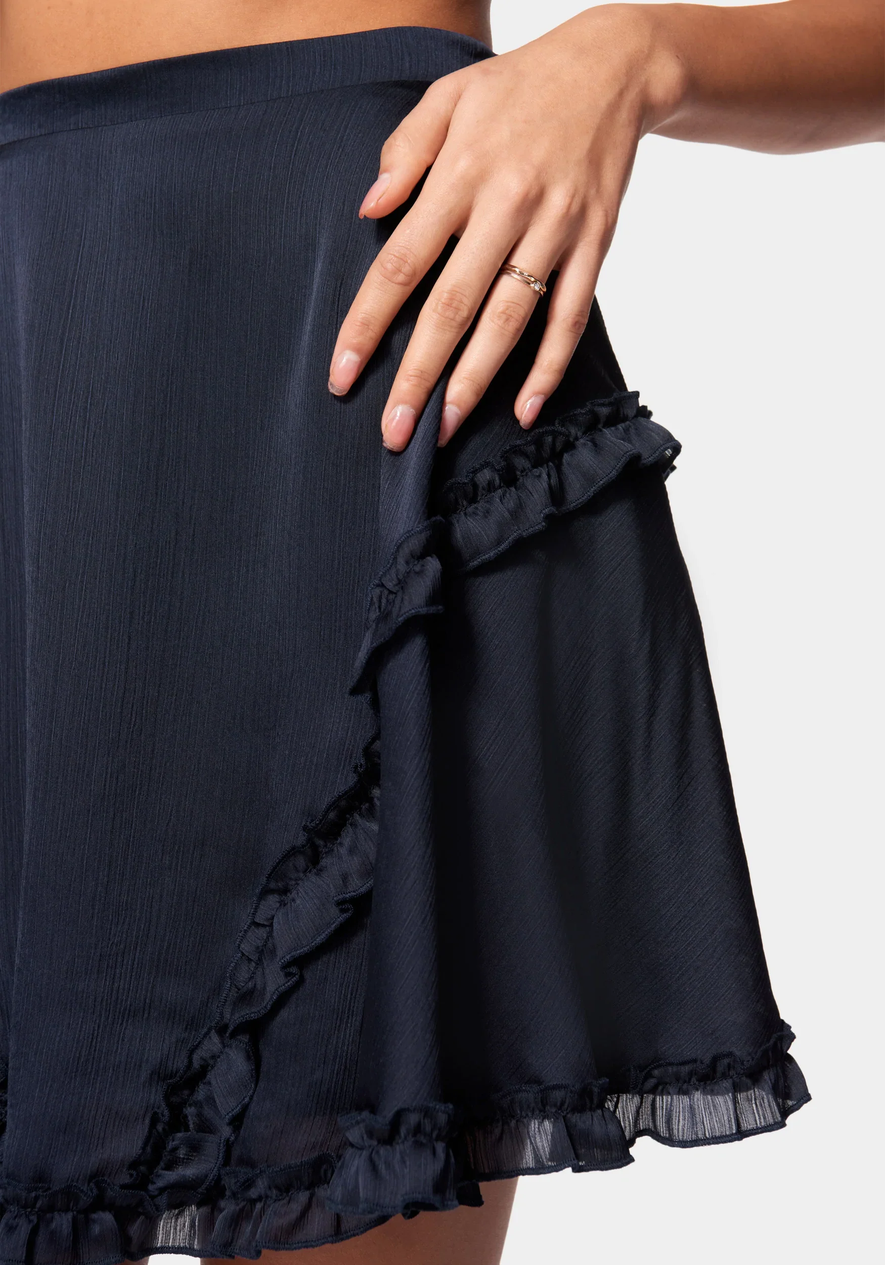 Yoryu Ruffle Skirt - Image 4